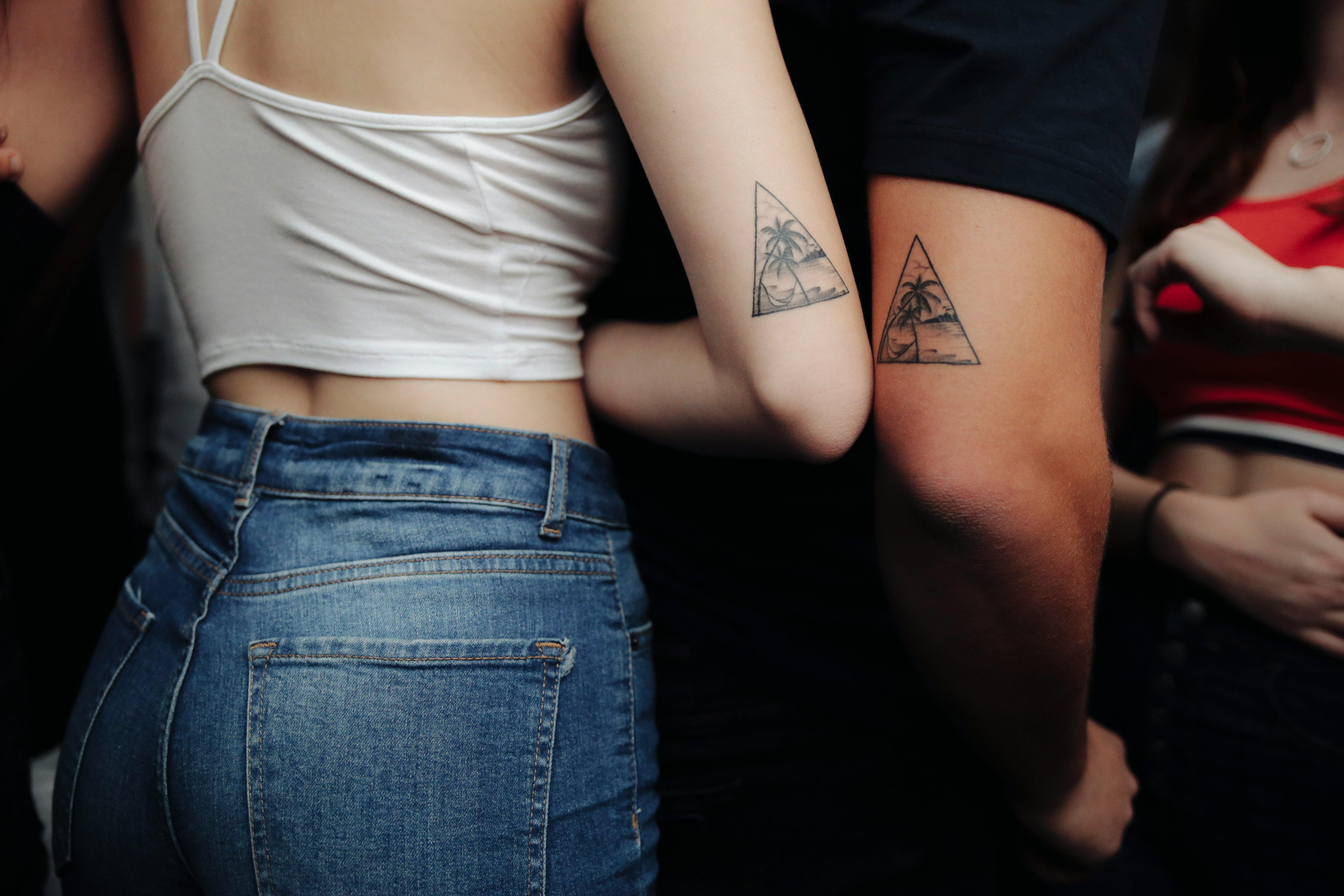 81 Best Matching Couple Tattoo Design Ideas [2024 Guide] | Couples tattoo  designs, Matching couple tattoos, Couple tattoos unique